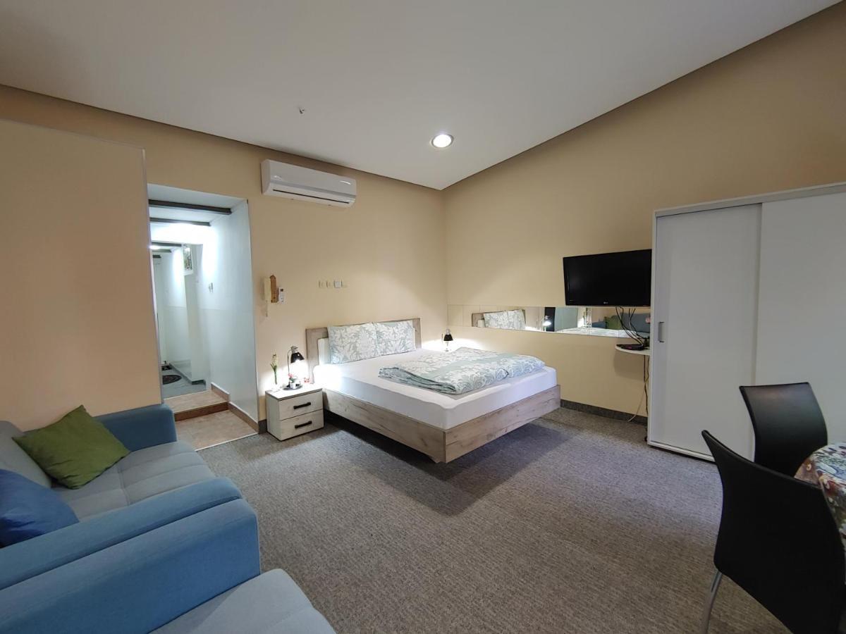 Apartment Danijela-City Centar Belgrade Extérieur photo
